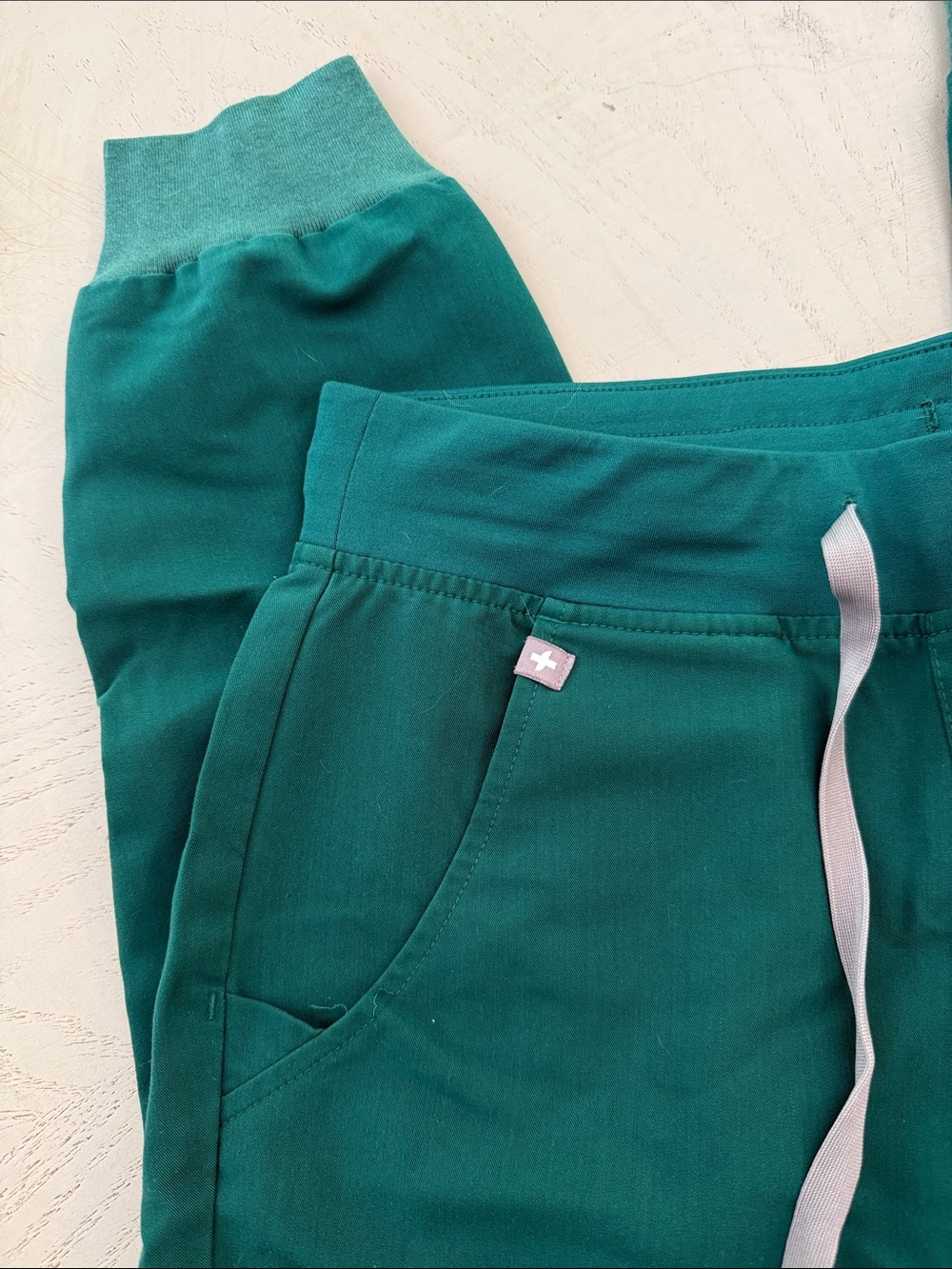 FIGS green XS scrubs set nursing medical uniform shirt pants - Picture 7 of 10